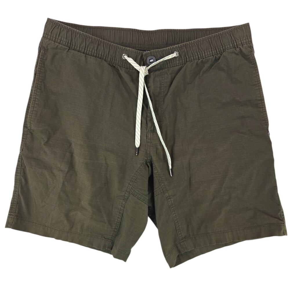 Vuori | Ripstop Shorts in Dark Oregano  | Size Large